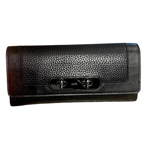 Coach Swagger Black Accordion Long Wallet - Picture 1 of 9